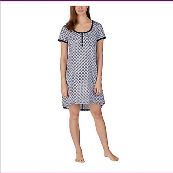 Jane and bleecker nightgown Clearance